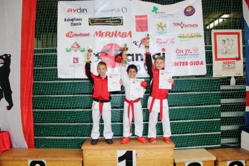 banzai 2013-0265.JPG --- erstellt mit toms-galerie V1.3 - www.tomshaus.de